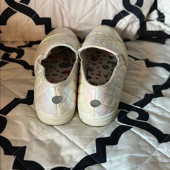 Steve Madden White Quilted Slip-On Sneakers - Picture 3 of 4
